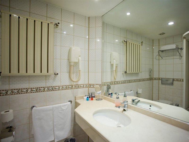 Hotel Park 156 à Istambul Extérieur photo